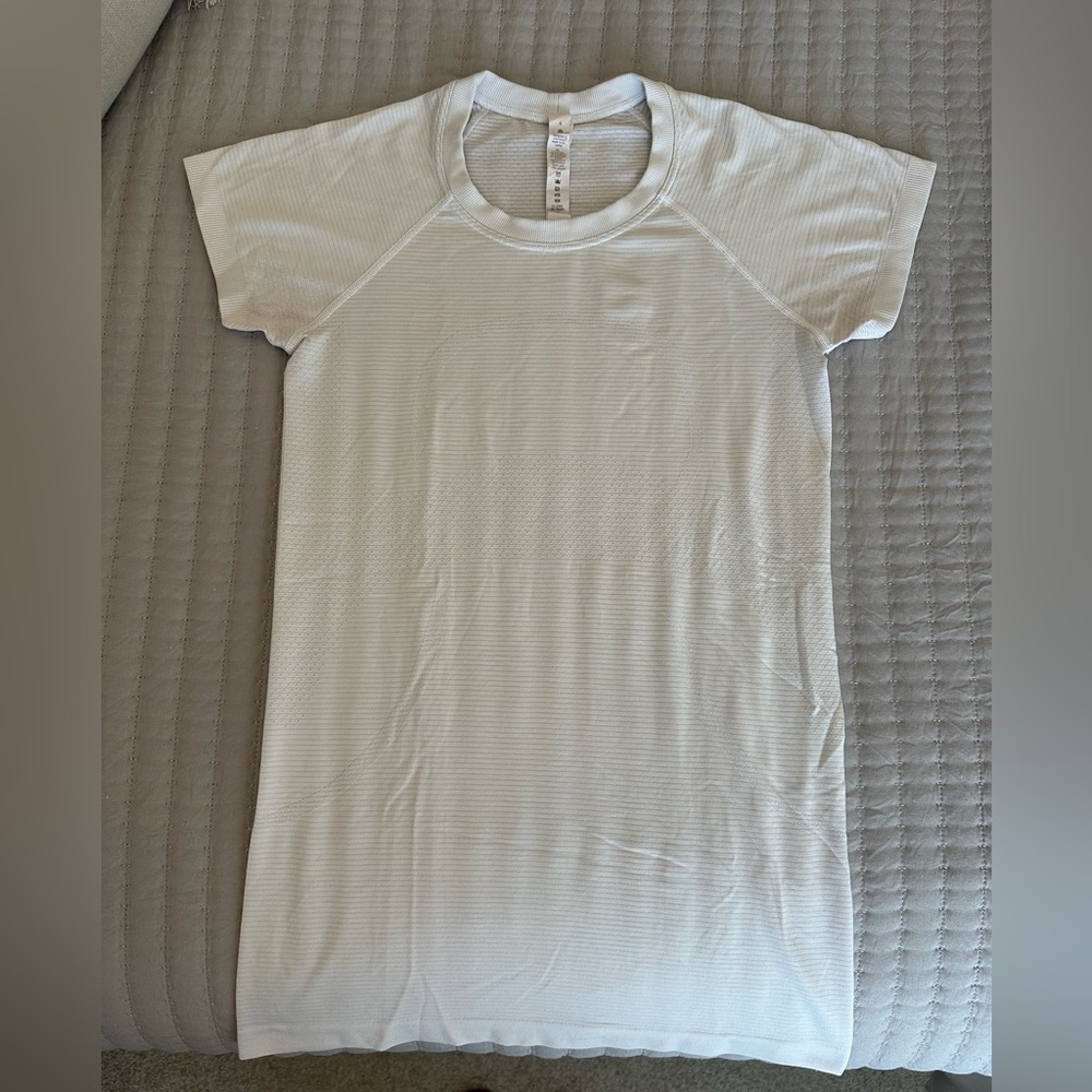 Lululemon Swiftly Tech